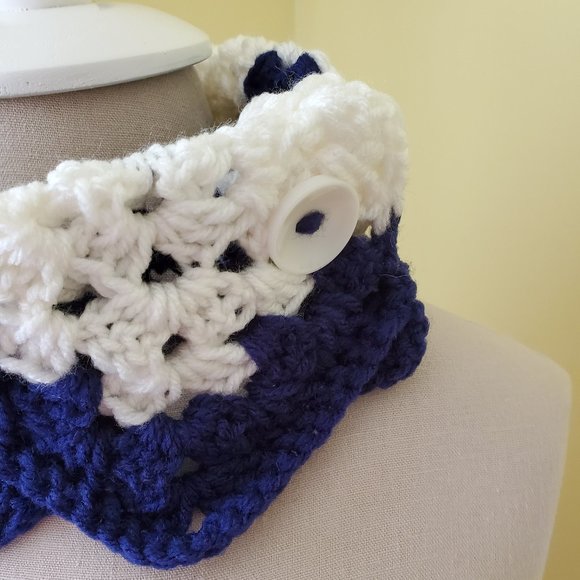 Crochet White Neck Warmer/New - Picture 3 of 6